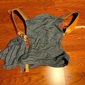 Sakura bloom scout in chambray